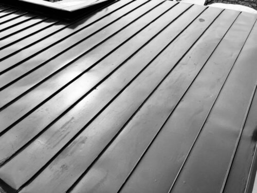 屋根は大丈夫なのになぜ葺き替え？