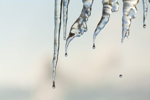 雪どけに限って毎年雨漏りが起こる