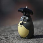 隣の家は何ともないのに、なぜうちだけ雨漏りするのか